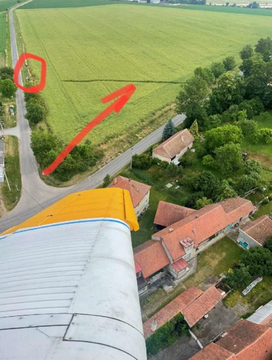 Ilustrace 1 z 1 ze zprávy ÚZPLN CZ-23-0536: Incident letadla Z-37T na POLE (u obce Domoradice)