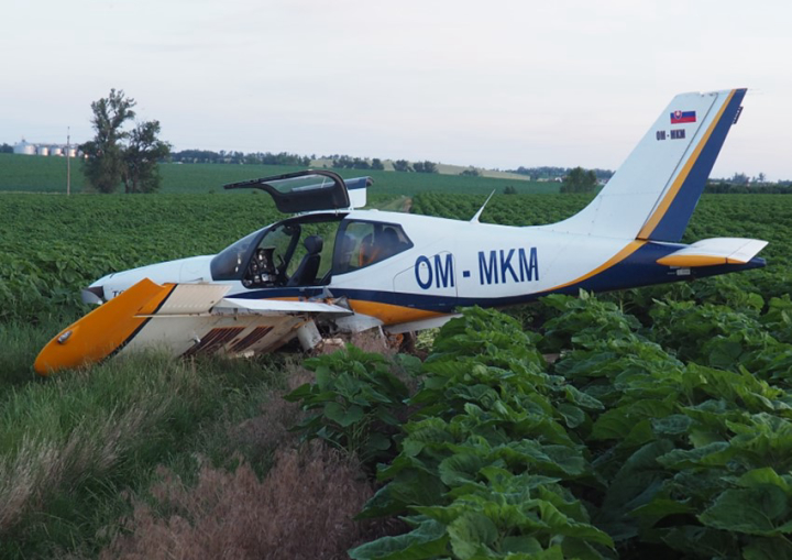 Illustration 8 of 8 from ÚZPLN report CZ-22-0564: Event aircraft Socata TB 200 - Plocha SLZ LKMIRA