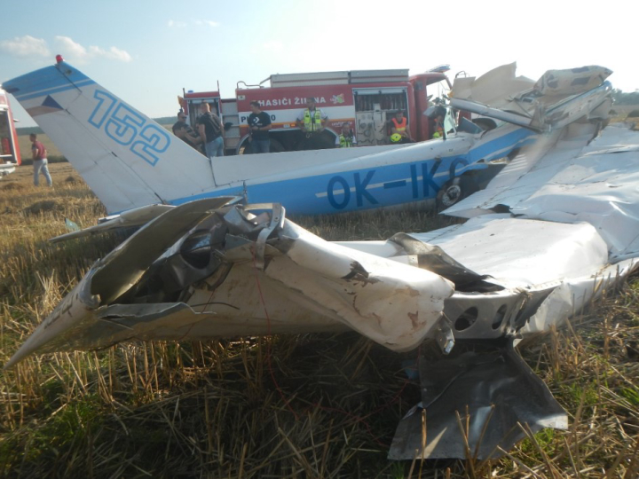 Illustration 3 of 3 from ÚZPLN report CZ-21-0644: Event airplane Cessna 152 at POLE (u obce Žilina u Kladna)