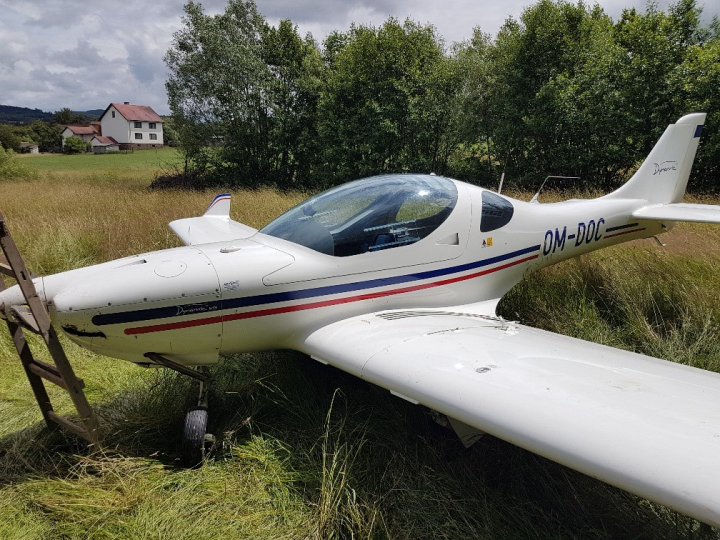 Illustration 1 of 1 from ÚZPLN report CZ-21-0342: Event aircraft WT-9 Dynamic at NEVE (řejná plocha SLZ LKNAPA Napajedla)