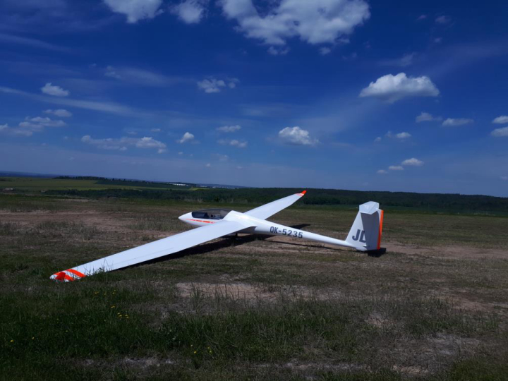 Illustration 1 of 1 from ÚZPLN report CZ-21-0224: Incident aircraft Schleicher ASW-19 B at LETI (ště Letkov)