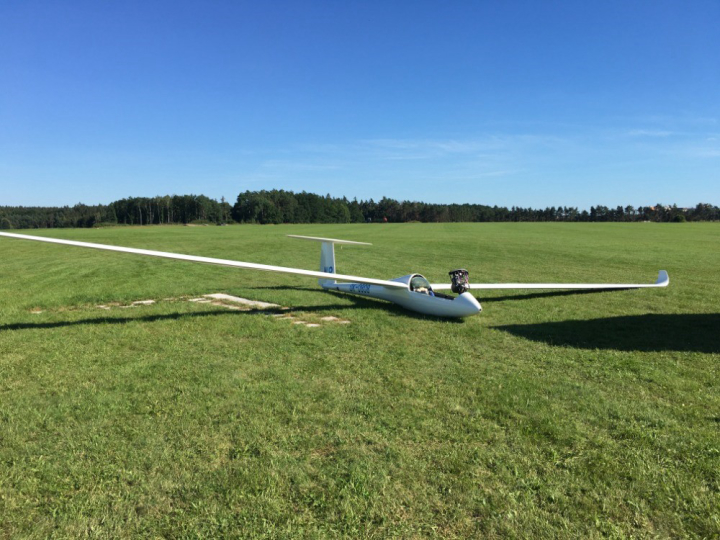 Illustration 2 of 4 from ÚZPLN report CZ-20-0418: Event aircraft LS8-18 at LETI (ště Tábor)