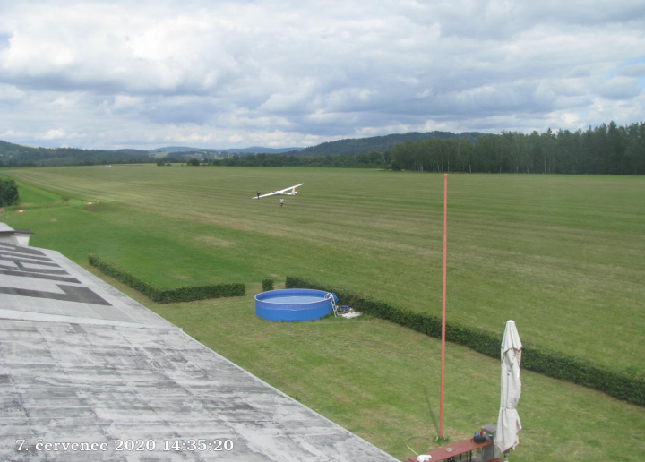 Illustration 3 of 5 from ÚZPLN report CZ-20-0348: Event aircraft ASW – 19 B at LKHD (Hodkovice)