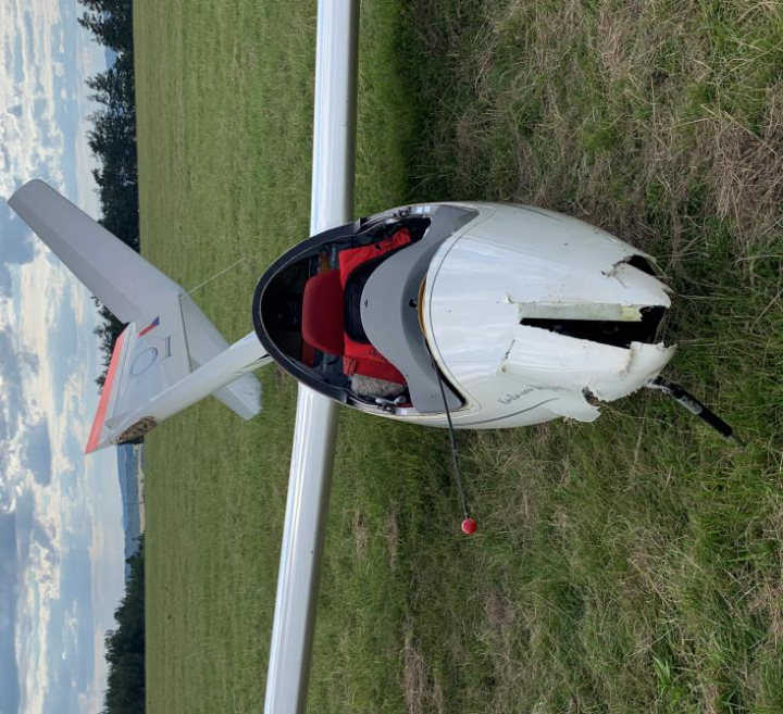 Illustration 4 of 5 from ÚZPLN report CZ-20-0348: Event aircraft ASW – 19 B at LKHD (Hodkovice)