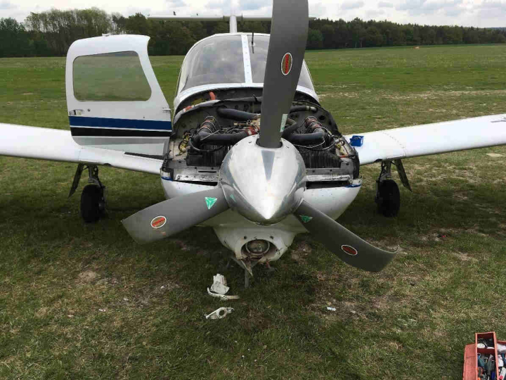 Illustration 7 of 17 from ÚZPLN report UZPLN-499: Event airplane PIPER PA 28-201T at LKPS (Plasy)