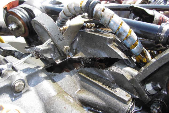 Illustration 1 of 1 from ÚZPLN report UZPLN-309: Incident airplane Piper PA 31-350 at LETI (ště Krakow Balice, Polsko)