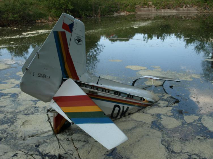 Illustration 1 of 8 from ÚZPLN report UZPLN-298: Event aircraft Zlín Z 526 AFS-V at OBCE (katastr Hosín)