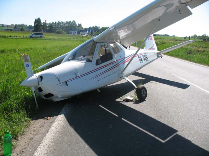 Illustration 1 of 2 from ÚZPLN report UZPLN-274: Event aircraft P 92 - JS at LETI (ště Zbraslavice)