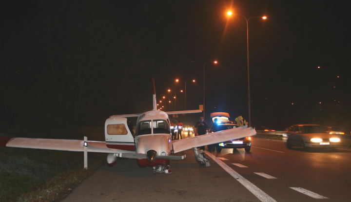 Illustration 3 of 7 from ÚZPLN report UZPLN-222: Event airplane Piper 28 -181 at BRNO (Rychlostní komunikace R 43)