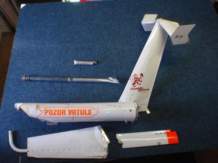 Illustration 5 of 6 from ÚZPLN report UZPLN-257: Event aircraft CH-7 Kompress at OBCE (pískovna Náklo u Březová)