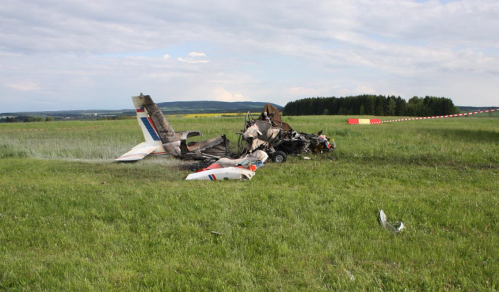 Illustration 1 of 6 from ÚZPLN report UZPLN-82: Event aircraft Zlín Z 142 at LETI (ště Toužim)