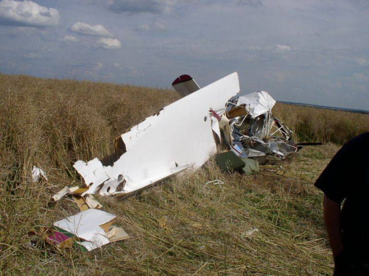 Illustration 1 of 2 from ÚZPLN report UZPLN-67: Event aircraft Ka-4 "Šumák" at SVAT (kopec á Anna u letiště Tábor)