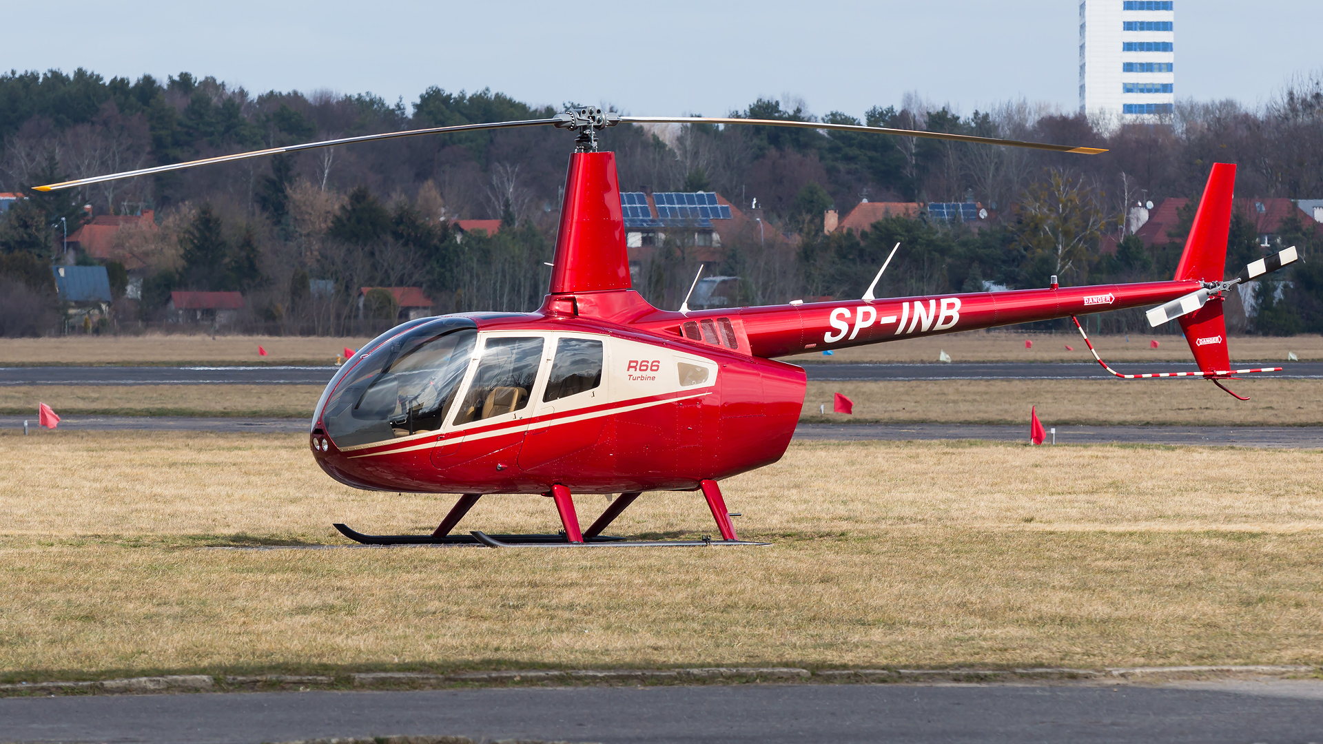 Robinson R66