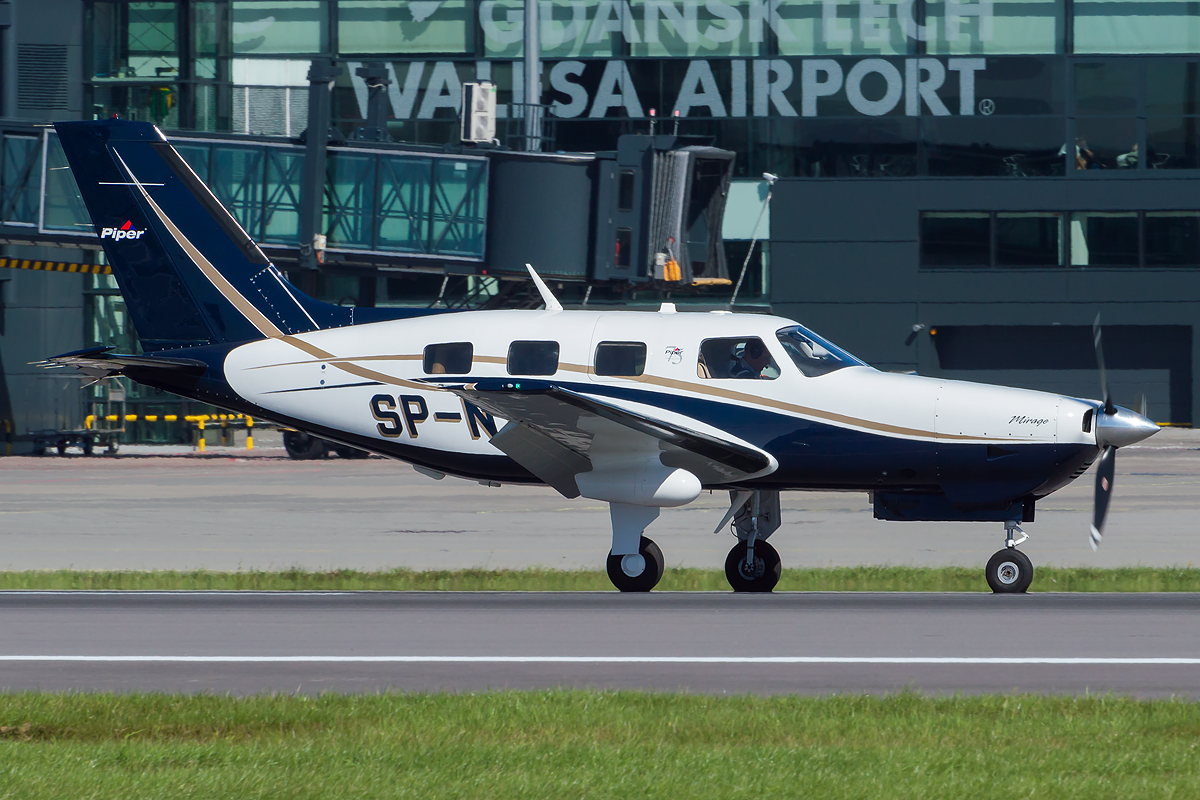 Piper PA46