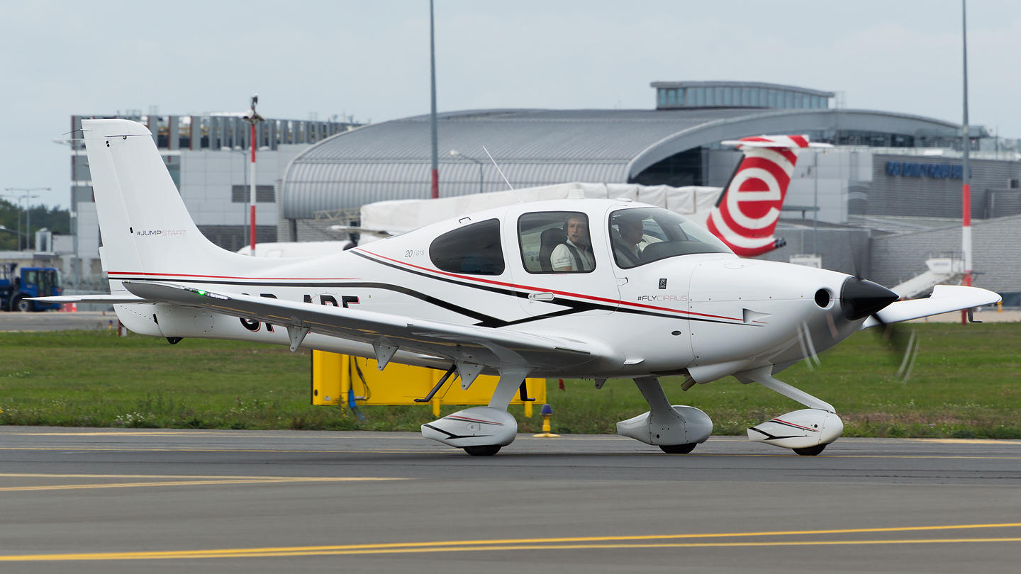Cirrus SR20