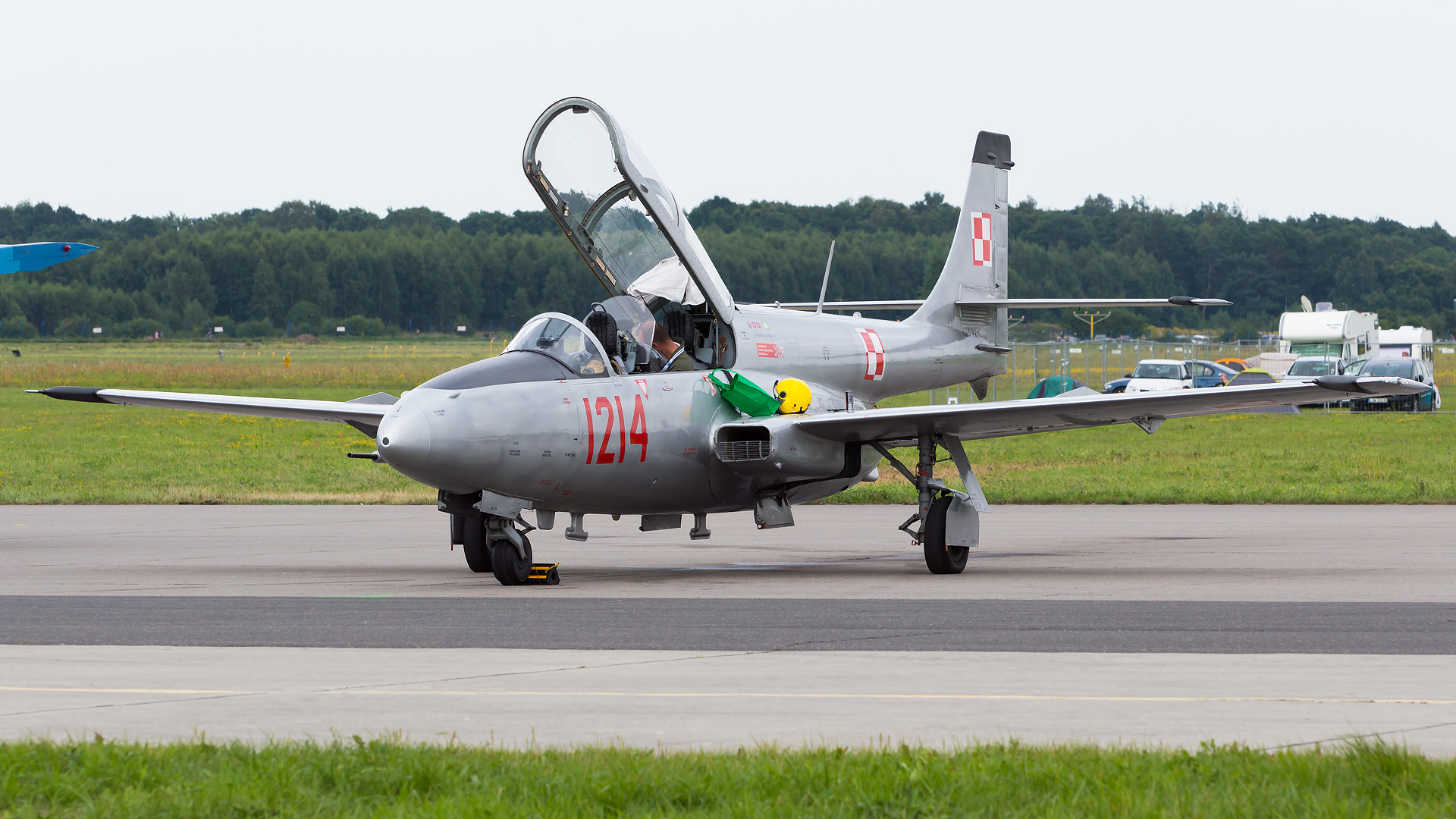 TS-11 Iskra