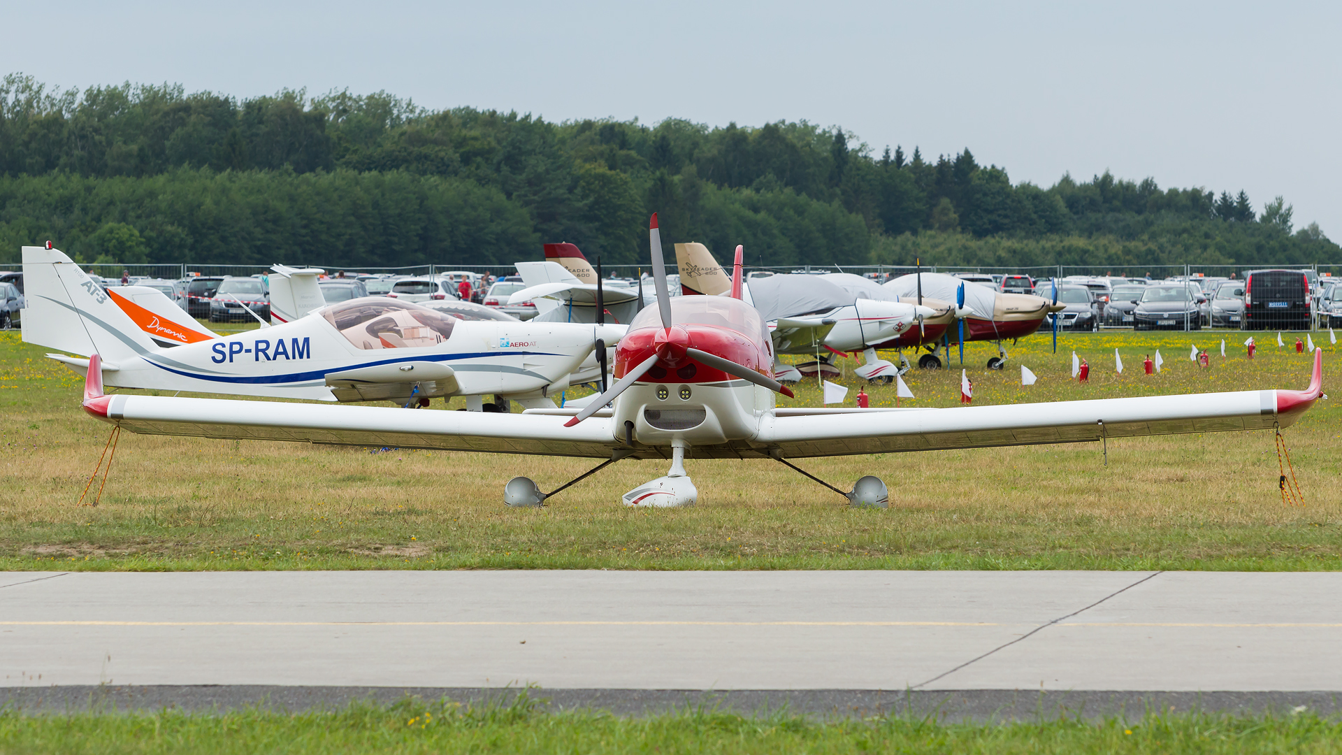 AERO AT-4