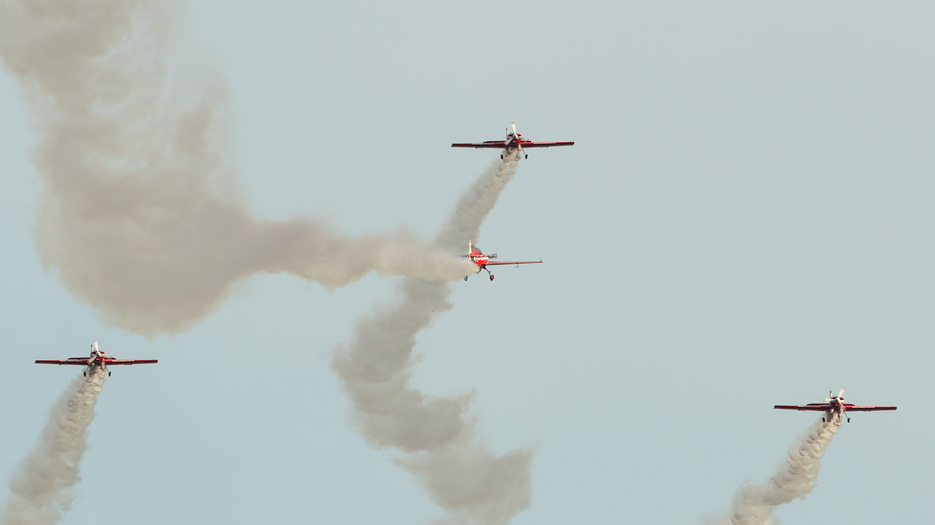 EXTRA Aircraft 330
