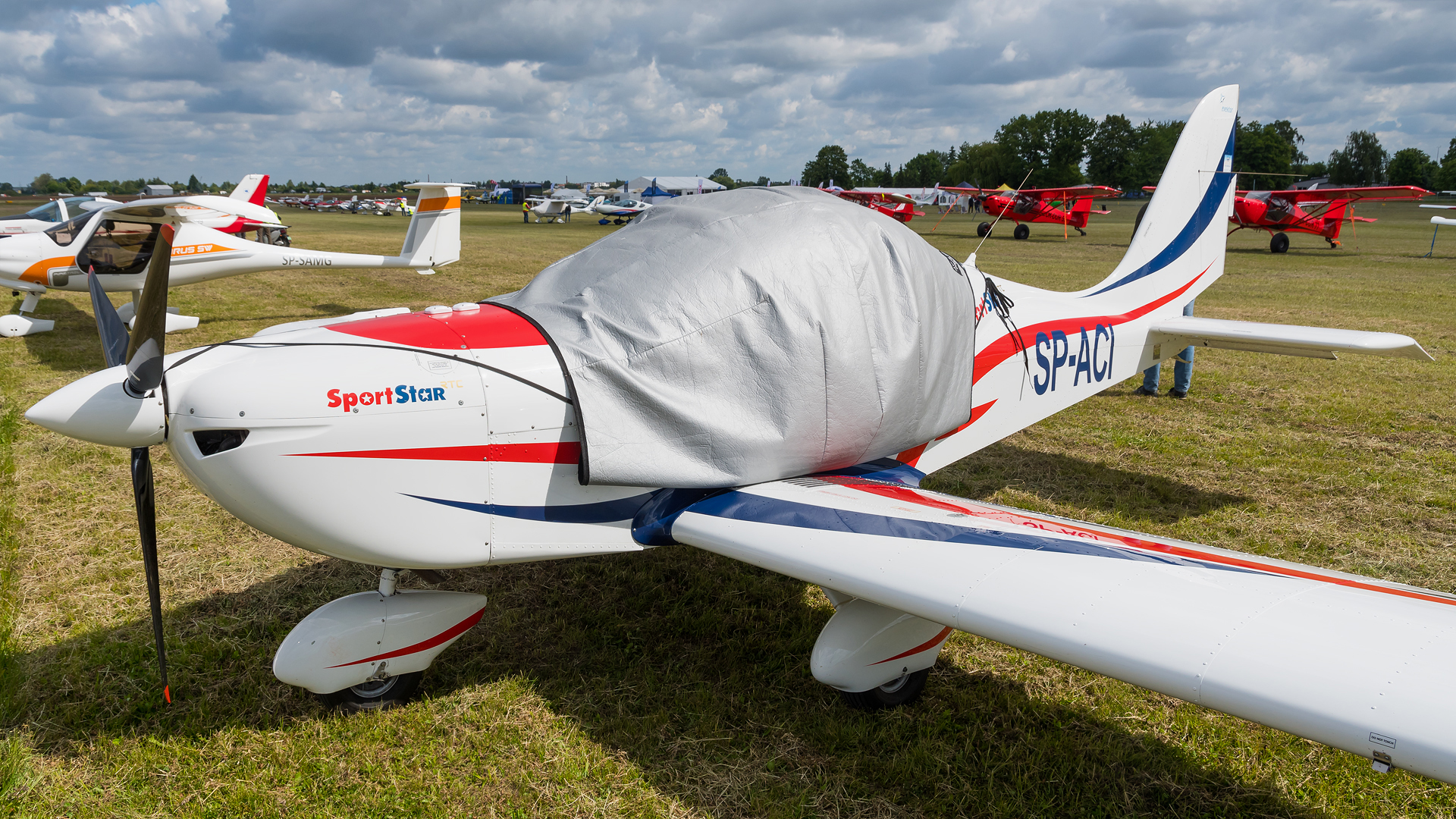 Evektor EV97